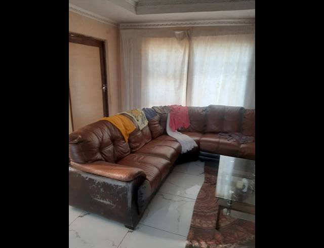 3 BEDROOM PROPERTY TO RENT IN PROTEA GLEN